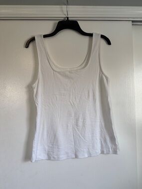 a new day White Scoop Neck Tank Top